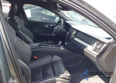 2020 Volvo S60 T6 R-Design из США, поврежденный, VIN 7JRA22TM3LG030549